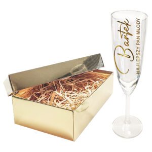 Prezent na wieczór kawalerski– personalizowany kieliszek z imieniem i napisem Najlepszy Pan Młody w złotym pudełku